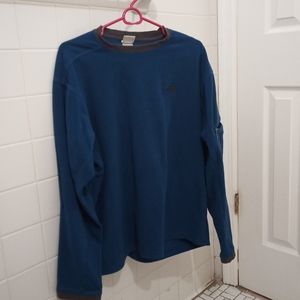 North face crew neck size Large.